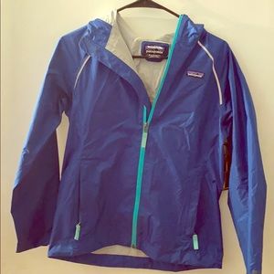 Kids Patagonia rain jacket